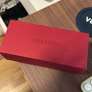 Valentino sunglass box
